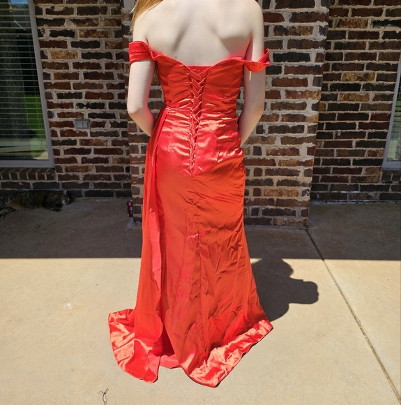 Red Ruched Off-Shoulder Prom Gown - Picture 5 of 7